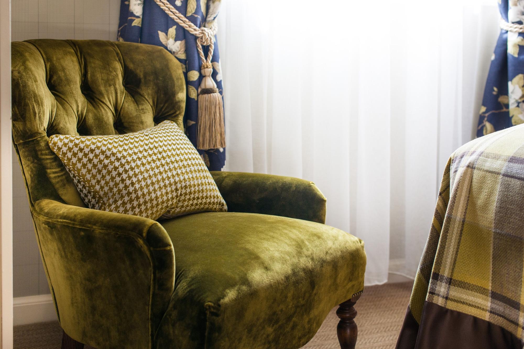 Balmoral Arms Hotel Ballater Ngoại thất bức ảnh